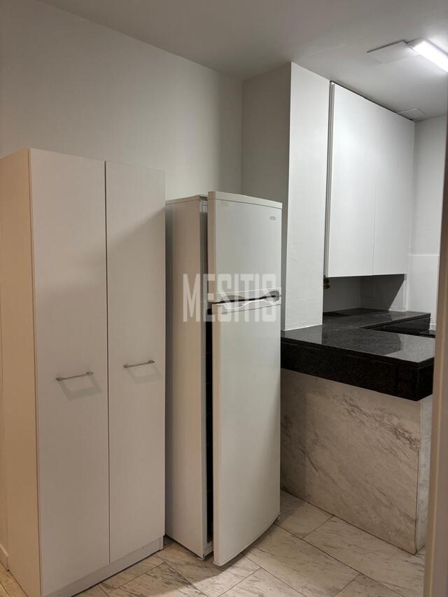 apartment-ddbe9c5d-c595-434c-a581-f25d5f36cab7_Wtr.jpeg
