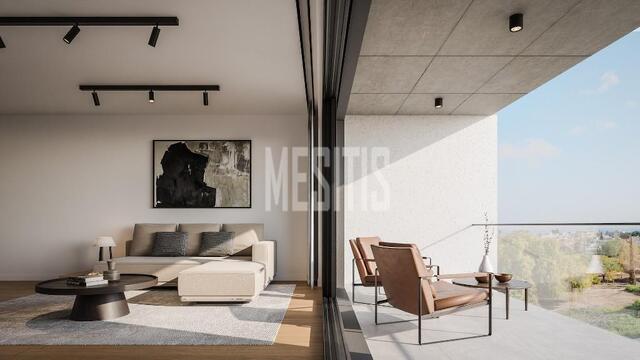 apartment-51fbec2b-3e07-45fc-b98f-c46c110cd003_Wtr.jpg