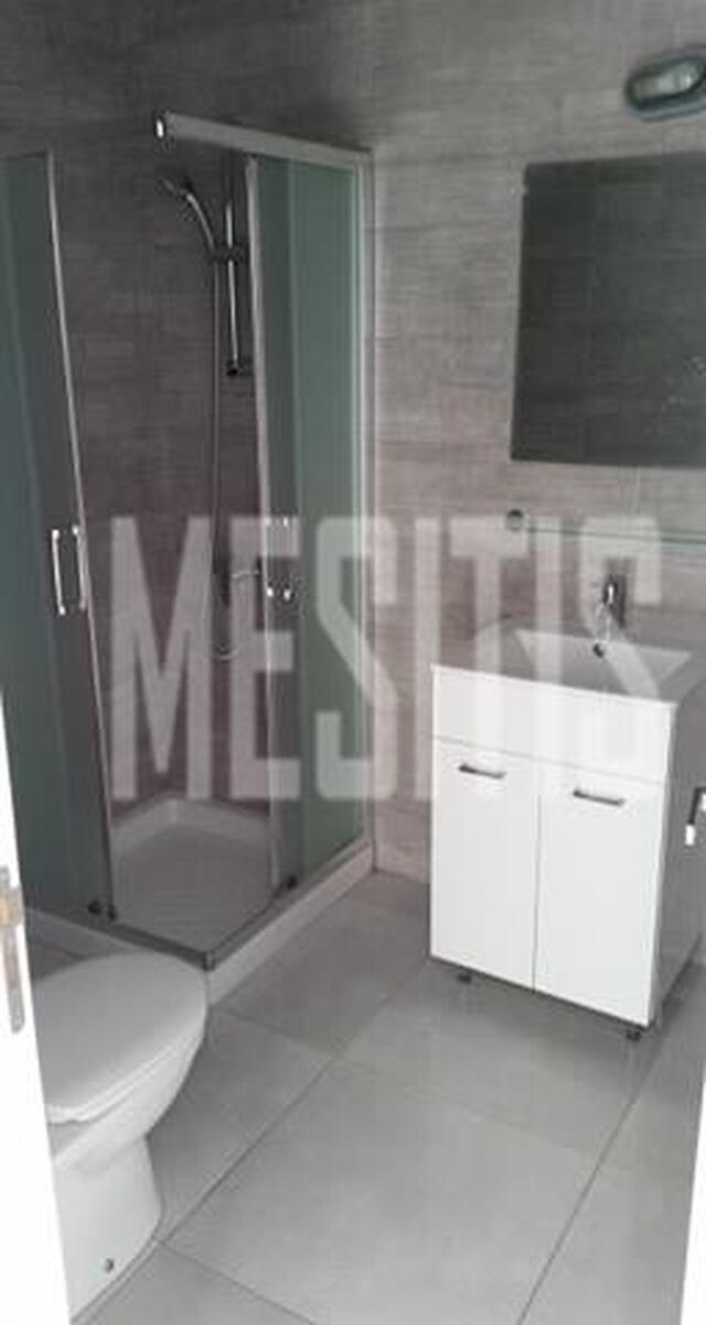 apartment-d2e6bb69-ac98-4849-8637-43d9d834a61f_Wtr.jpg