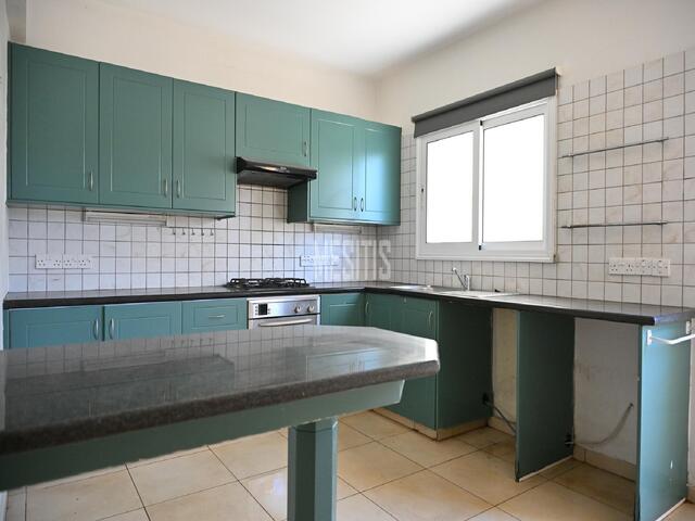 detachedHouse-3c56dd45-0eaa-476e-acd6-64c7b2ac227e_Wtr.jpg