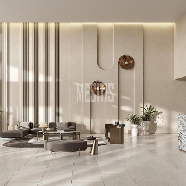 apartment-e07d3c2f-efbc-4d78-877c-9d8d0d5ca138_Wtr.jpeg