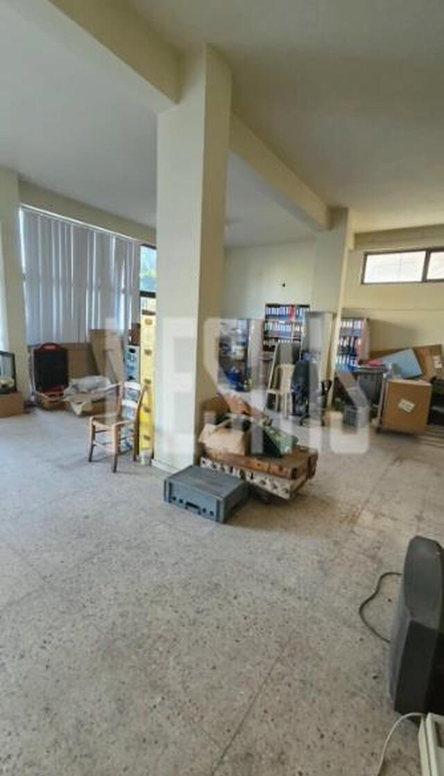 store-2a31db7e-28db-492d-8ad4-f7f642b625a5_Wtr.jpg