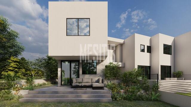detachedHouse-25924489-c3b9-4064-9c63-c6d241b3cb69_Wtr.jpg