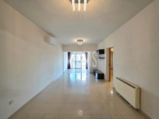 apartment-35ade15d-242e-4586-978d-443cdfcbb52c_Wtr.jpg