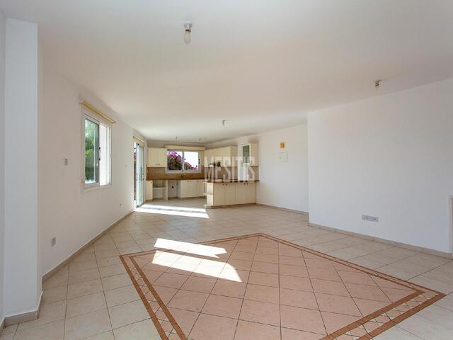 3 Bedroom Semi Detached House for Sale in Pegeia, Pafos – photo 3