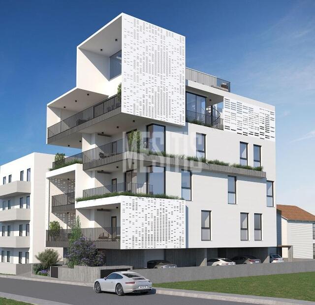 apartment-293e1ae9-0033-4630-8e50-5b16e708386e_Wtr.jpeg