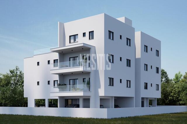 apartment-a07e7389-25b0-466f-9b90-cea7125d8398_Wtr.jpg
