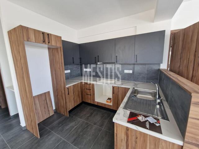 apartment-84f8e80a-e517-45c2-820b-f29838bc12dd_Wtr.jpg