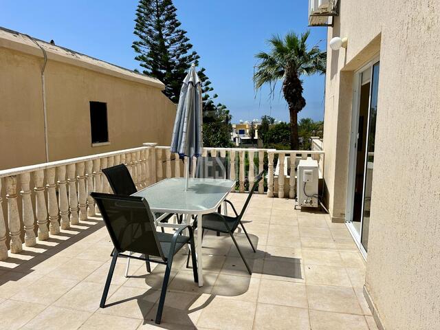 apartment-cd8d689d-7e7b-4c7b-86db-f10132423cce_Wtr.jpg