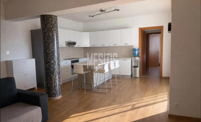 apartment-74131478-c9c6-4f6c-823a-5dd88d82400a_Wtr.jpg
