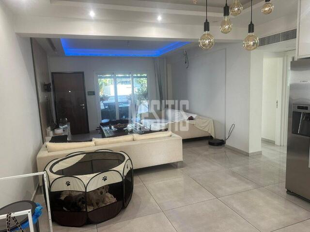 apartment-ce0c4296-78b0-439d-afd3-763fe41371c3_Wtr.jpg