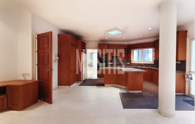 detachedHouse-706fd4ff-2a80-4f0b-b42d-b0dd05832904_Wtr.png