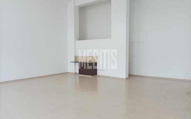 store-f47ef641-1f25-4ff5-9ab6-33a183880851_Wtr.jpg