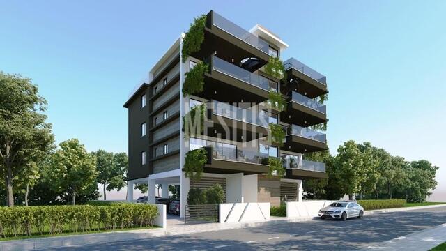 apartment-19ffe6ab-8b14-4369-ad33-322948f194c6_Wtr.jpeg