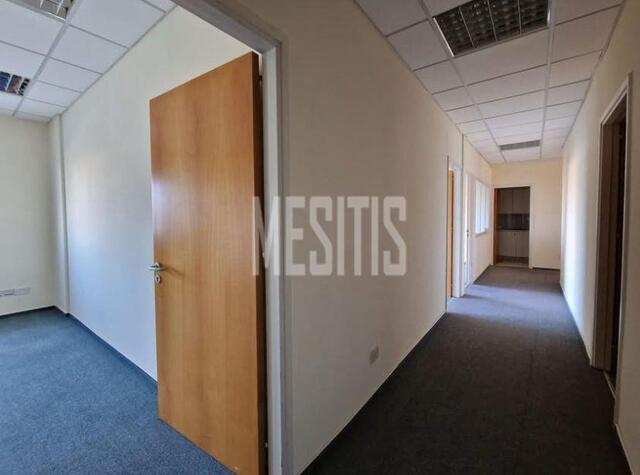 office-4133150a-4442-475a-8a9d-0e092e5fe3c3_Wtr.jpeg