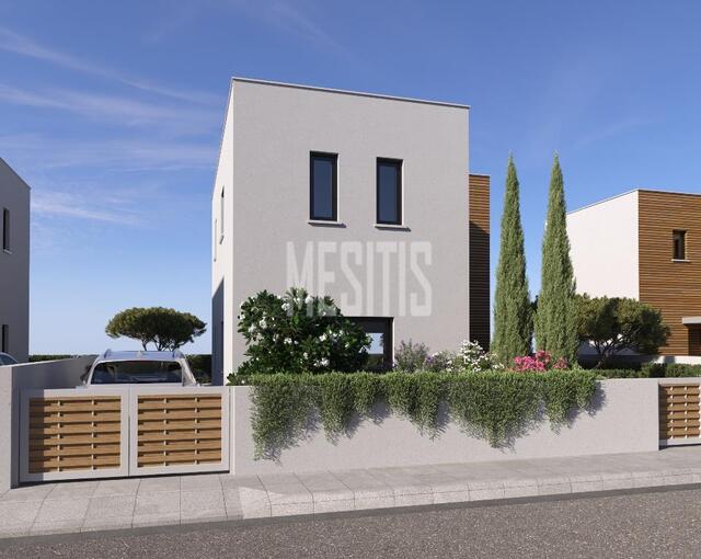 detachedHouse-6314888f-78f8-4cf0-a6d3-ea519cdd1507_Wtr.jpg