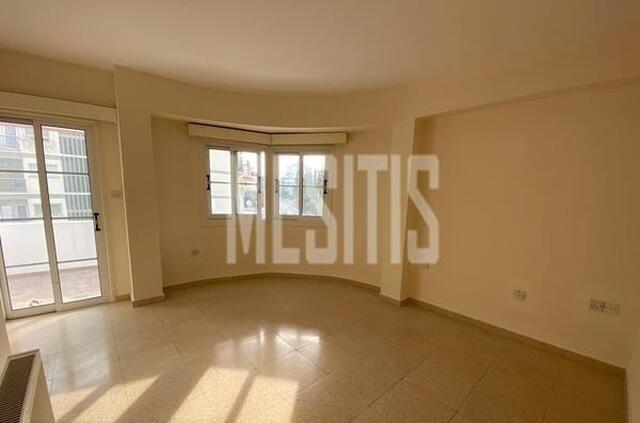 apartment-2f3fed08-5cb8-4dee-b092-85c10cfe3fff_Wtr.jpeg