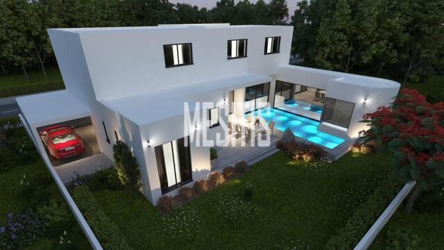 detachedHouse-b4b63a0f-fdaf-4de7-ab8c-0696d6269da1_Wtr.jpg