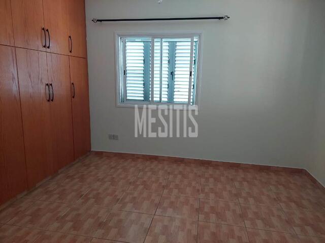 apartment-76c9ee63-2663-4e2d-8631-db3636c0ce52_Wtr.jpeg