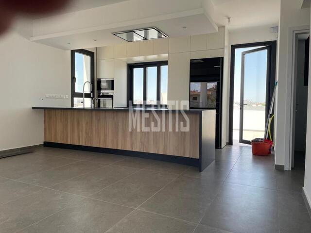apartment-a0104c55-ce28-4797-900f-787ca419a23d_Wtr.jpg