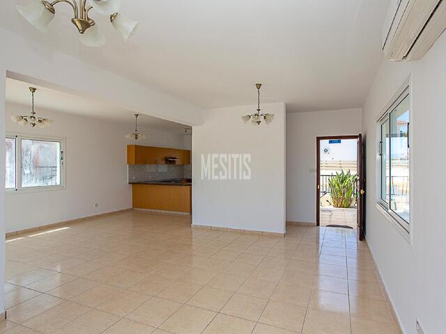 3 Bedroom House For Sale In Argaka, Paphos – photo 5