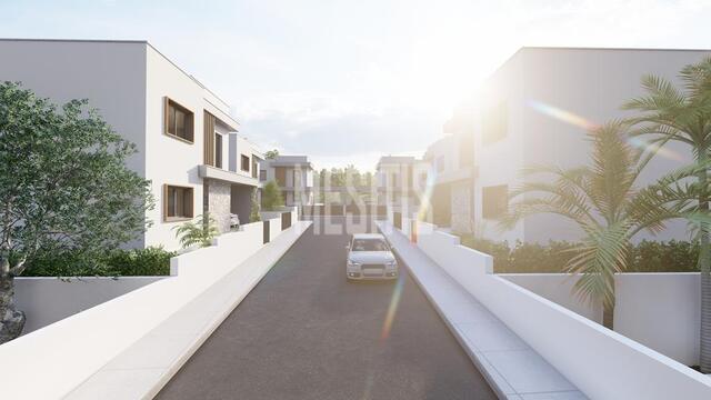 detachedHouse-132de285-fb95-4dc3-96c3-81418d077ba9_Wtr.jpeg