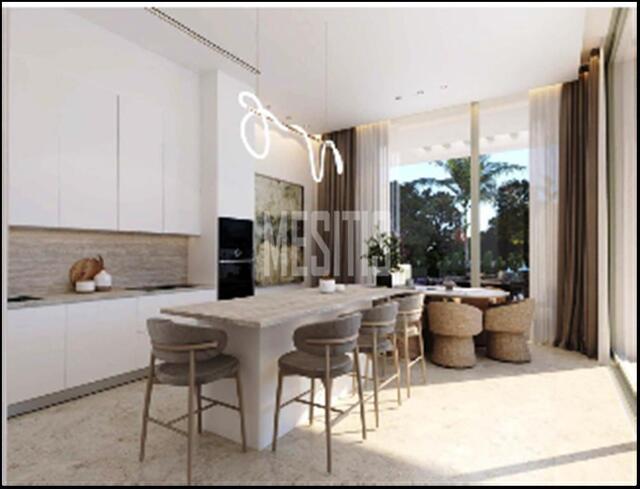 detachedHouse-a2057e59-2d1a-4702-8c78-0907d9a7ab3d_Wtr.jpg