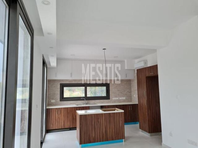 detachedHouse-96ff5c65-35a1-4442-8820-e3177fa03ecd_Wtr.jpeg