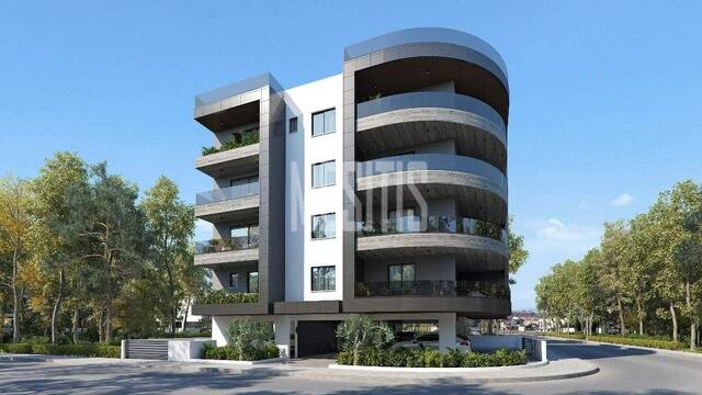 apartment-fad88317-89a1-4fa5-bd87-2497ca2ecd3d_Wtr.jpeg