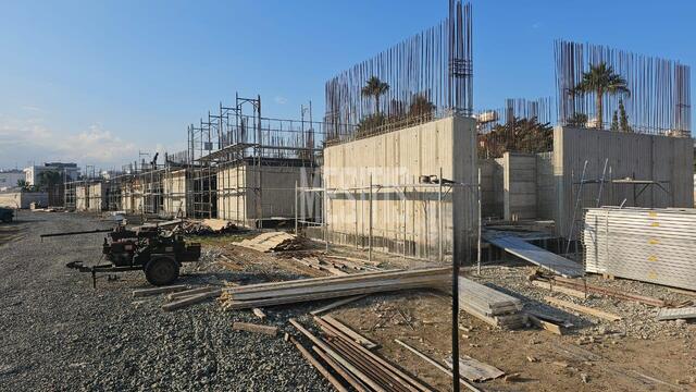 detachedHouse-eef075f6-f8af-433a-a089-4cfb10bdbfed_Wtr.jpg