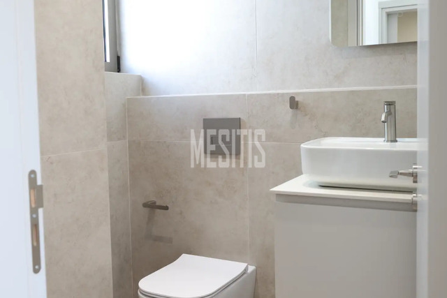 apartment-b196992a-e992-4c8a-b07f-f221e545708d_Wtr.png