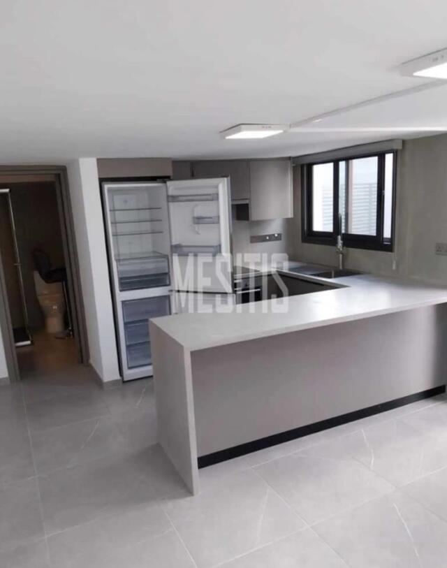 detachedHouse-871c8882-4f2f-436c-877b-04d348a0f209_Wtr.jpg