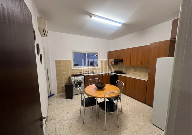 apartment-77612310-e30e-42a2-8fb7-9e474f4b6bb7_Wtr.png