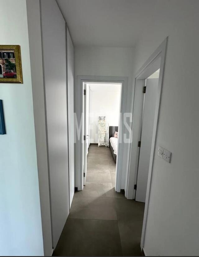 apartment-75bb320c-9cf9-4af4-81c4-e239616ec3f7_Wtr.jpg