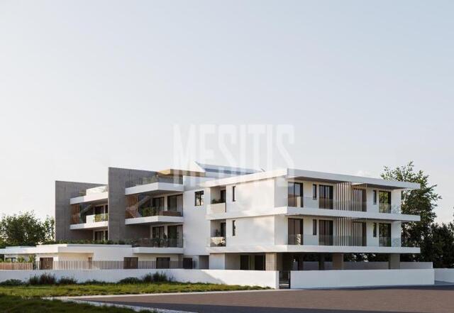 apartment-81b418b9-2324-4b9e-9d53-c46c3baa03f4_Wtr.jpg