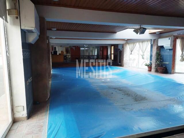 detachedHouse-2dba40c0-f7e4-4f13-87d3-ad5d299a807c_Wtr.jpg