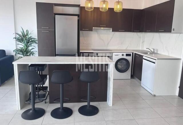 apartment-7e428fbb-36d0-4ddc-af80-ea570668ee8f_Wtr.jpg