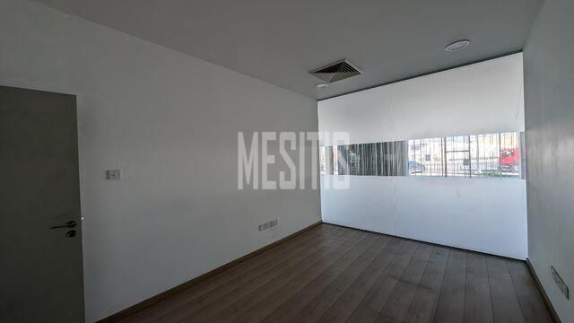 Substantial Two-Storey Mixed-Use Building for Rent in an Excellently Positioned in  Kaimakli, Nicosia – photo 4