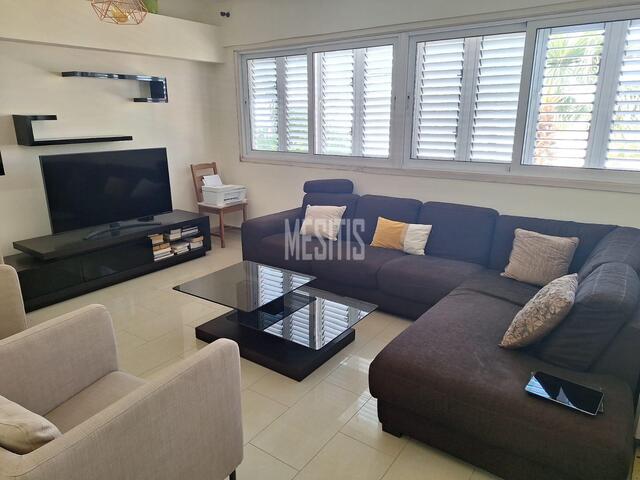 apartment-0dfa3f4a-7874-4176-b9ed-2136bfa6bf9a_Wtr.jpg