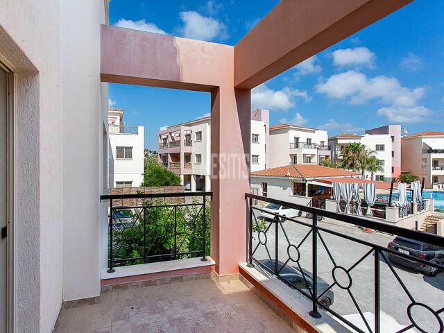 2 bedroom apartment with communal pool for sale in Moutallos, Paphos – photo 5