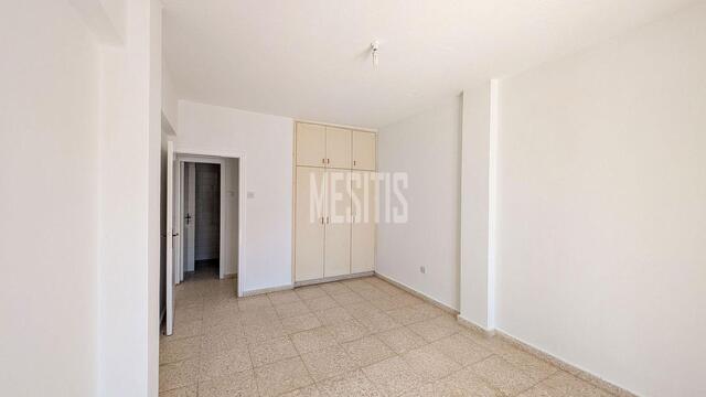 apartment-12f0eca2-4295-4658-bbc0-ff681356fb85_Wtr.jpg