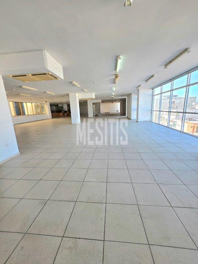 office-e59844b6-7bd5-417a-ae22-d3d0b2464098_Wtr.jpg