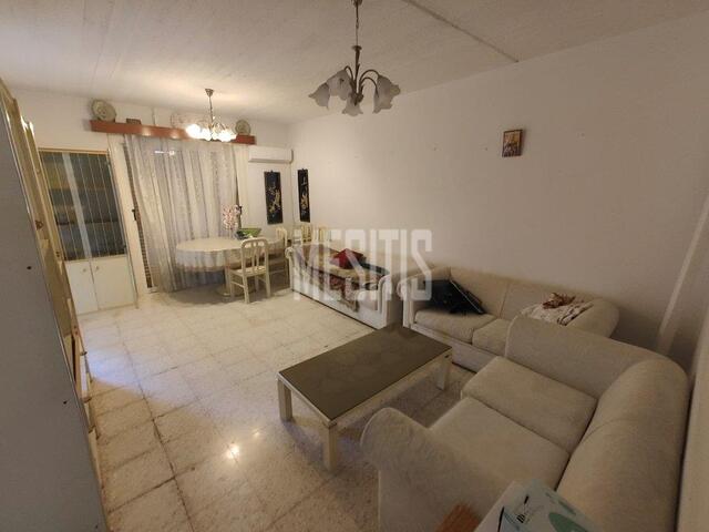detachedHouse-7cb6537d-2db7-4076-a02b-decf250df582_Wtr.jpg