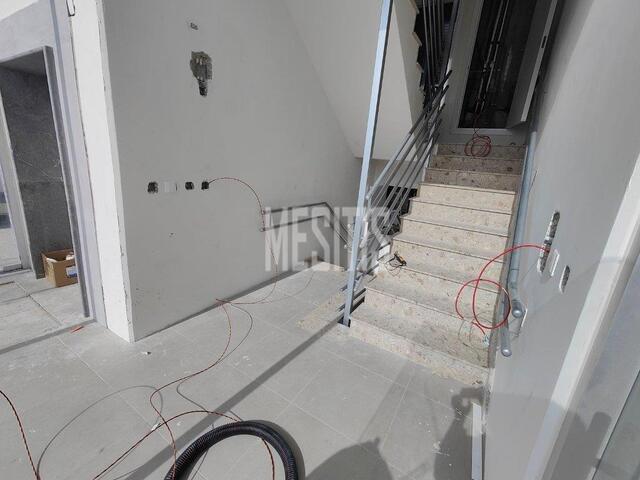 store-ecea7d98-a536-4f33-84d0-cf42a3bd2320_Wtr.jpeg