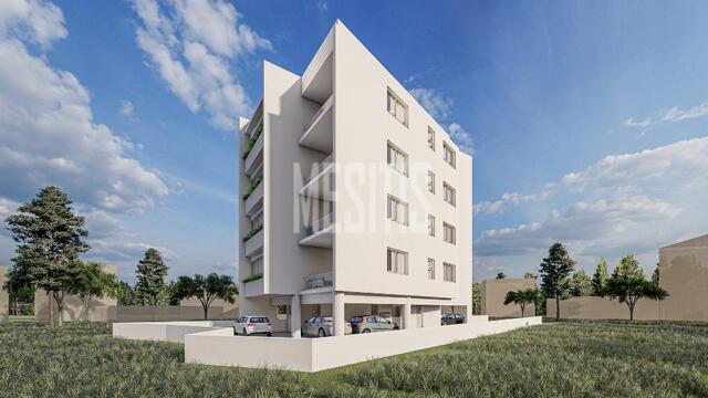 apartment-c138b575-5f88-407d-94b0-d828505c3543_Wtr.jpeg