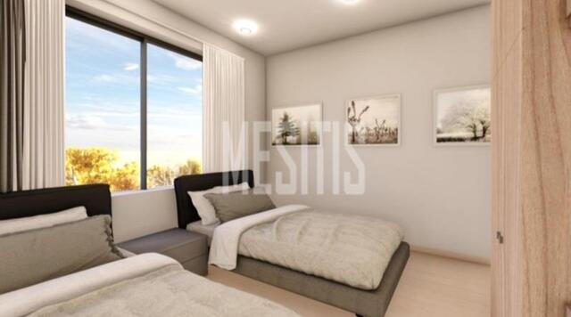apartment-3107078a-f52d-40ab-8136-5e94fa002bc5_Wtr.jpg
