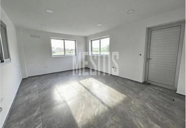 warehouse-a513a796-8f32-4ab0-981e-96524eacad0e_Wtr.jpg