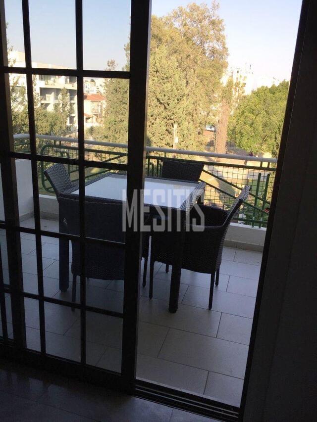 apartment-f3bb79ef-b4b6-4a4e-961f-01c1e30591ad_Wtr.jpeg