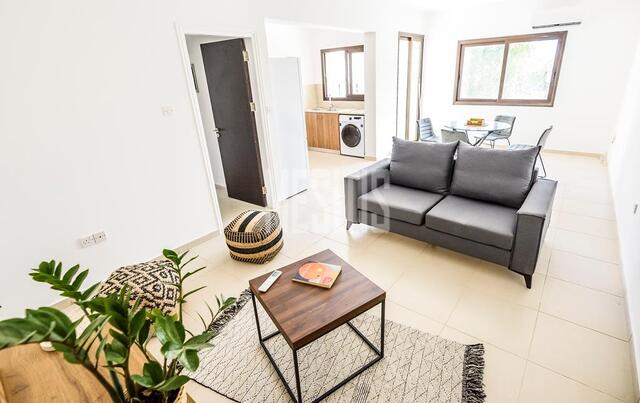 apartment-ed0df3e8-e87c-4182-a7b2-e7e22a084dd5_Wtr.jpeg