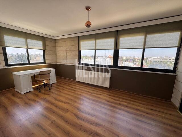 apartment-7065a2b0-aaa3-423a-ae64-f39d0ff1f1d1_Wtr.jpg